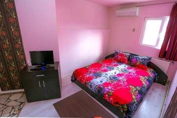 Фото номера Двухместный номер с 1 кроватью Хостелы Hostel Shatrata г. Bogomilovo 9